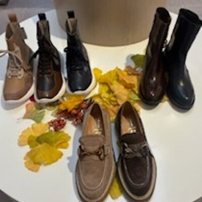 婦人靴＜銀座ヨシノヤ＞インポートシューズ特集