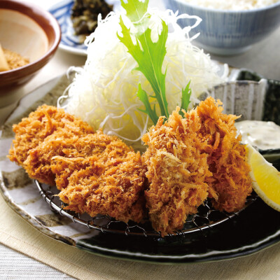 【季節のおすすめ】牡蠣フライ(瀬戸内産)とヒレかつ