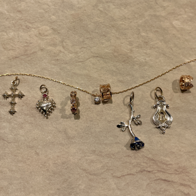 【agete】新作ミニチャームのご紹介👑🌹