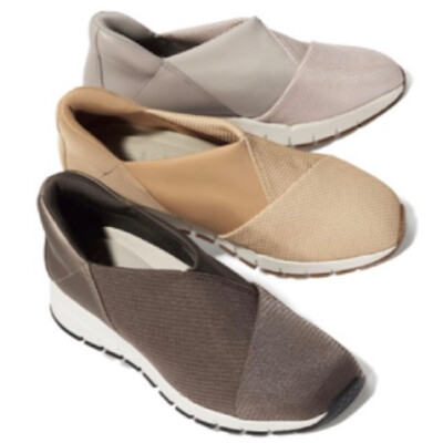 🉐期間限定価格🉐　ハンズフリークロスインステップスニーカー