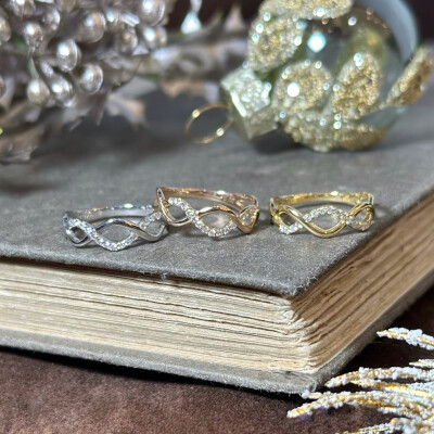 【CHARMY】幸せを呼び込むピンキーリング