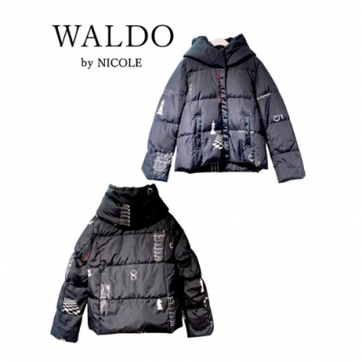 チェスモチーフが目を惹くデザインダウン♟️